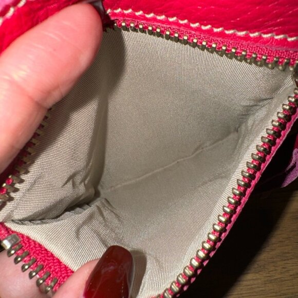 EUC Roots Vintage Small‎ Crossbody Bag - Hot Pink - Picture 12 of 13